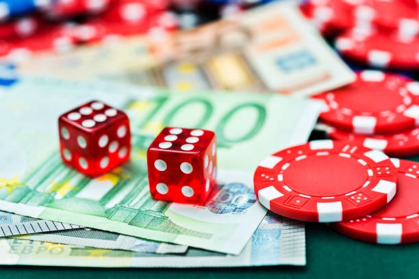 benuatoto Cambodia Pools live chat interface with host and player messages